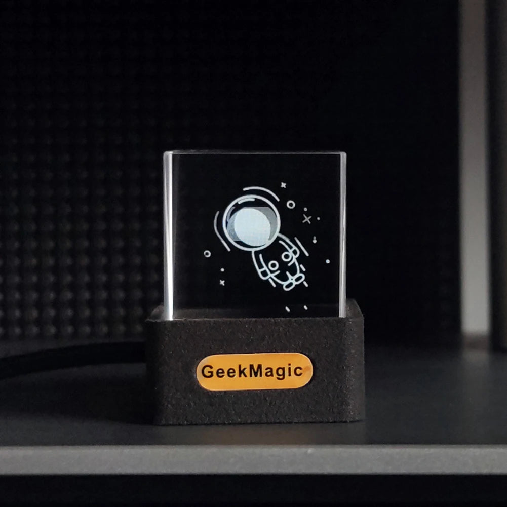 Crystal Cube Digital Photo Display