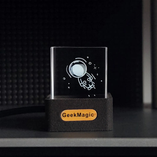 Crystal Cube Digital Photo Display